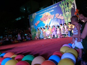 Trường Tiểu học An Điền tổ chức đón Trung thu