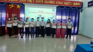 Khen thưởng cho CBGV tham gia nhập liệu